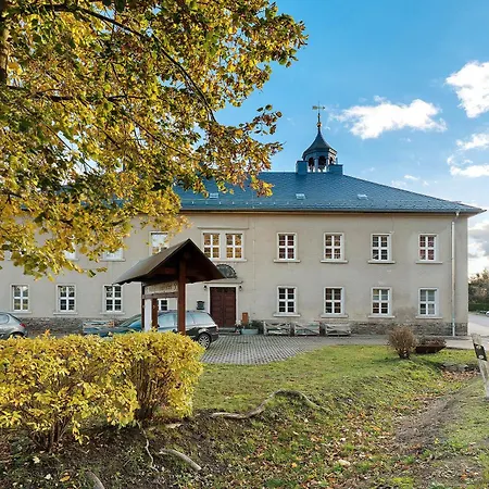 Апартаменты Kleine Auszeit Im Alten Huthaus Бранд-Эрбисдорф