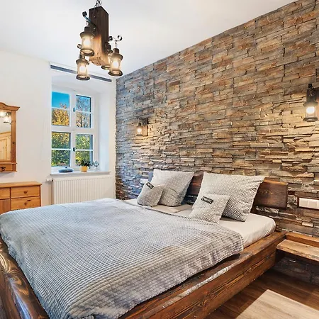 Kleine Auszeit Im Alten Huthaus Бранд-Эрбисдорф