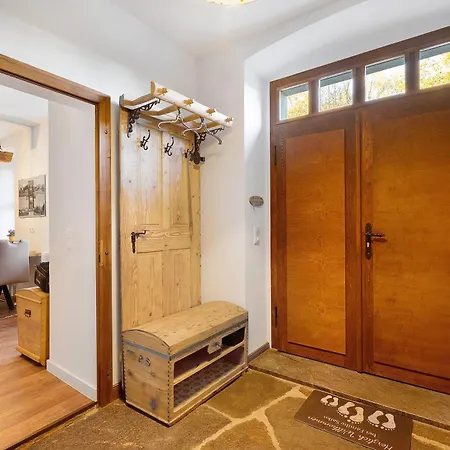 Апартаменты Kleine Auszeit Im Alten Huthaus